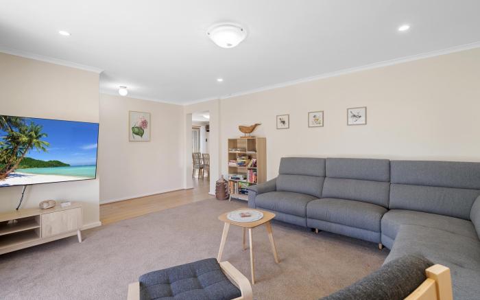 Bright Family Stay with Outdoor Space