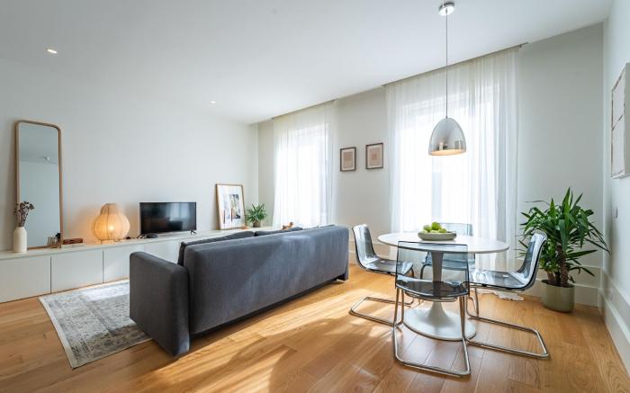 Nomad's Lux - 1BD The Comfort Square in Porto