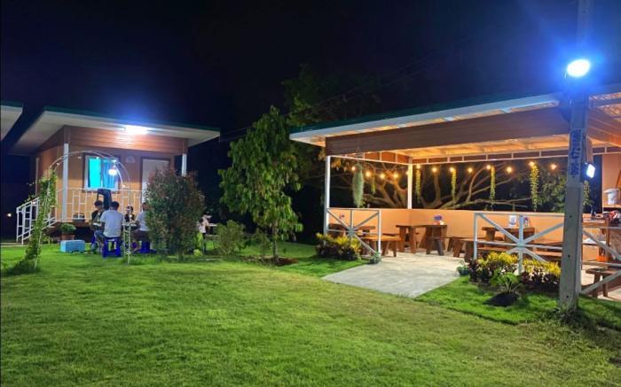 อิ่มสุข การ์เด้น