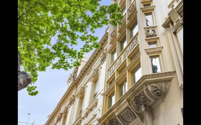 Melbourne CBD 1-Bed with A/C Close to Theatres