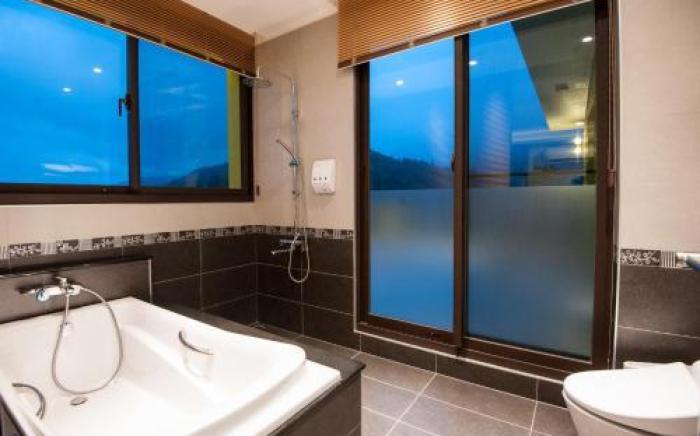 Geothermal Rise Leisure B&B