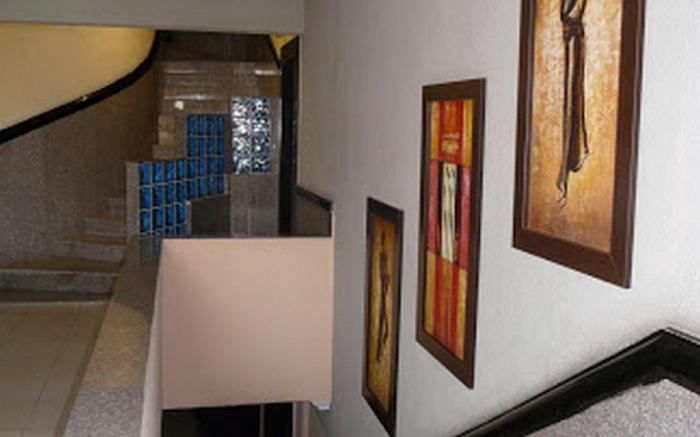 CARLIZA HOTEL