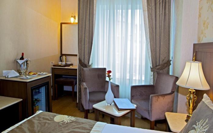 Grand Hilarium Hotel