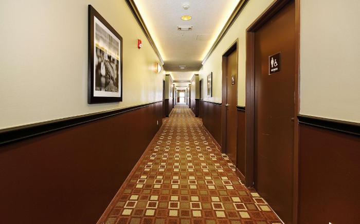 Best Western Plus Seawall Inn