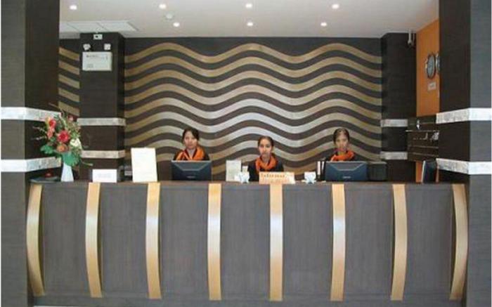 Crown Pattaya Beach Hotel