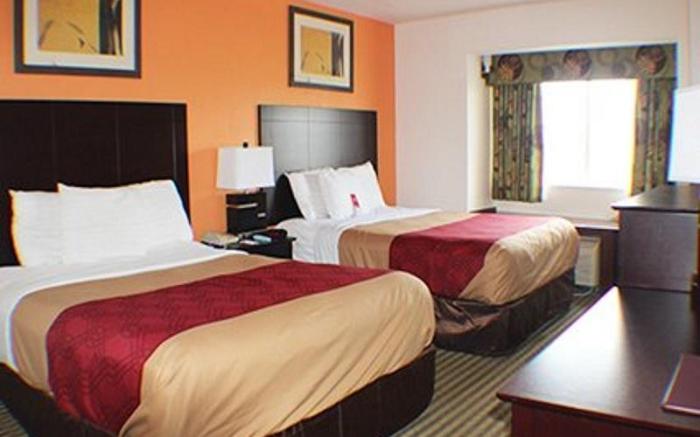 Econo Lodge Inn & Suites Natchitoches