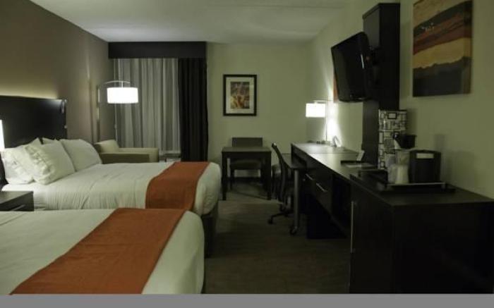 Holiday Inn Express Harrisburg NE By IHG