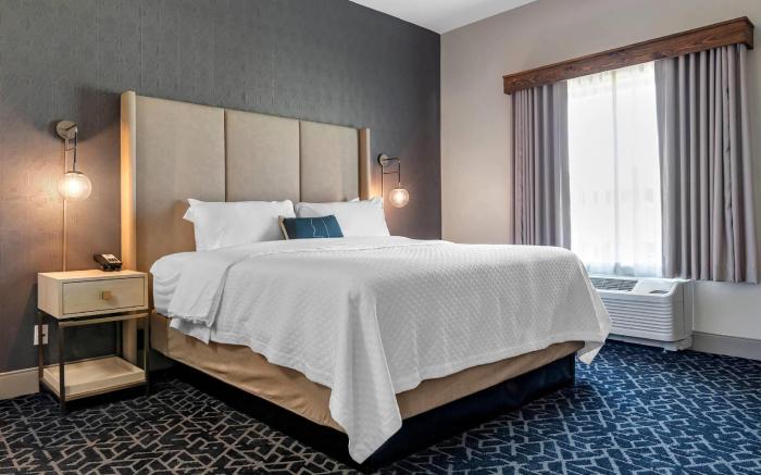 Lyric Hotel West End, Trademark Collection by Wyndham