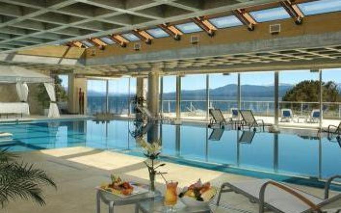 Cacique Inacayal Lake Hotel & Spa