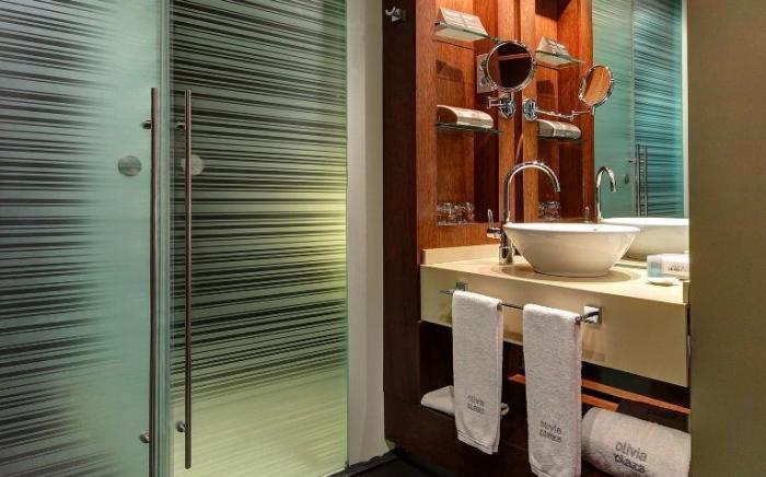 Olivia Plaza Hotel