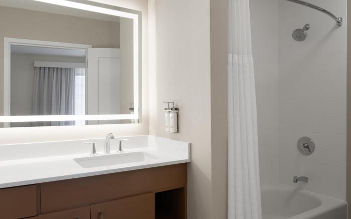 Staybridge Suites Boston - Burlington