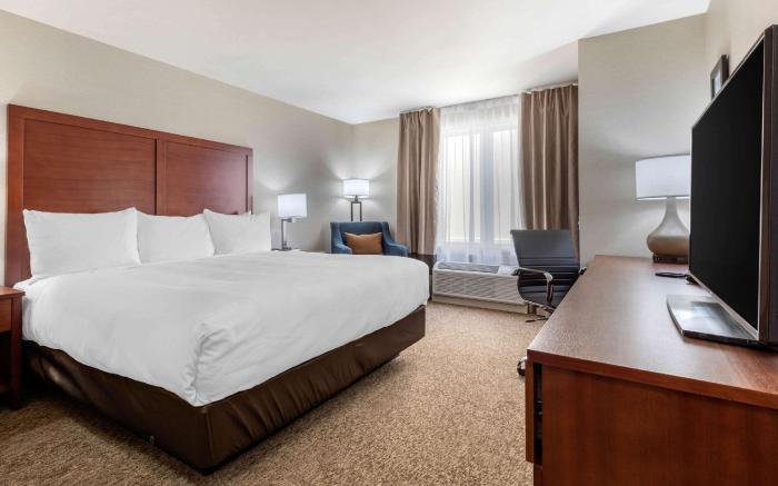 Comfort Inn & Suites