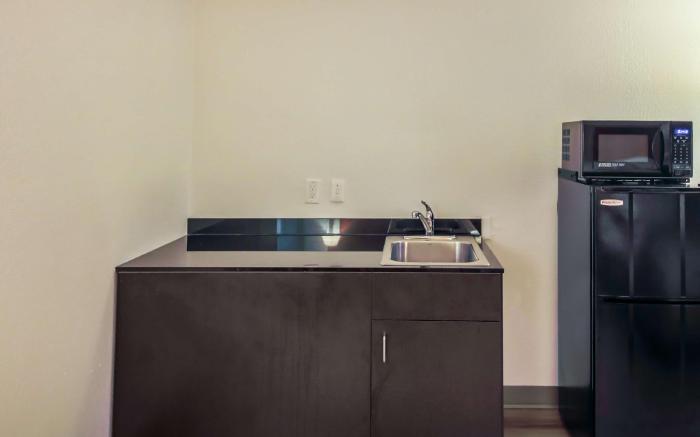 Motel 6 Greensboro, NC - Airport