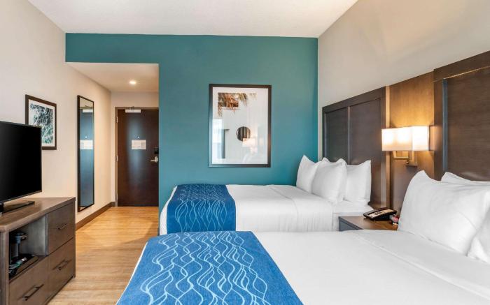Comfort Inn & Suites Miami International Airport