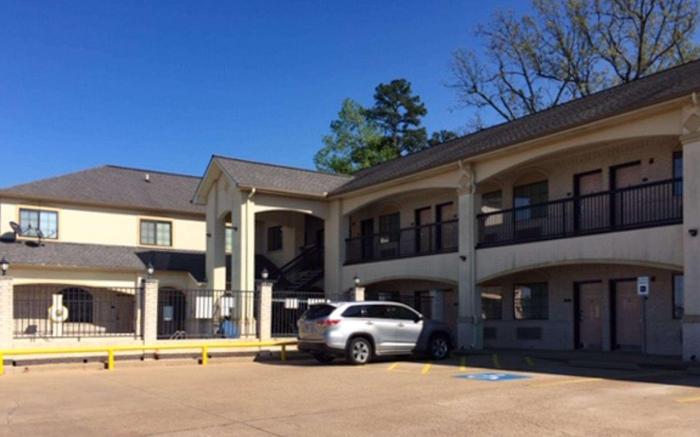 Motel 6 Tyler, TX