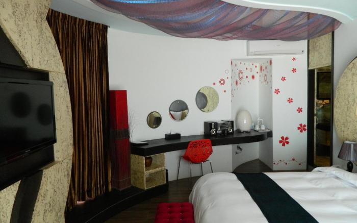 Tile Dome Hotel