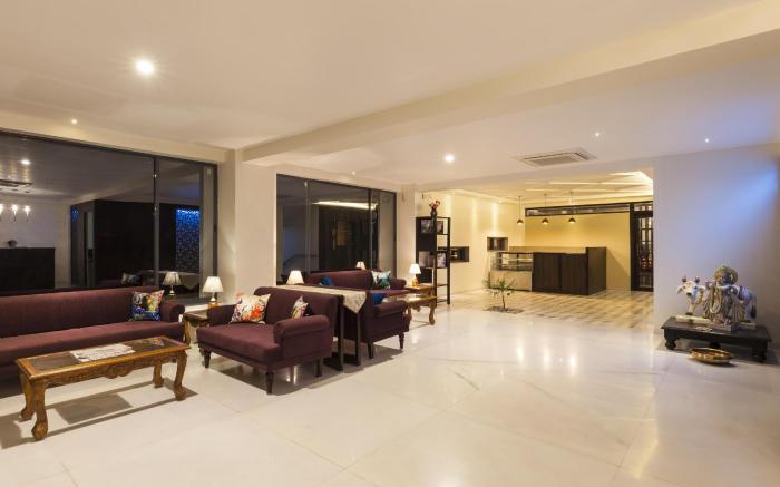 Krishna Inn By Royal Hotels