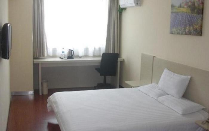Hanting Hotel Qingdao Taidong Pedestrian Street