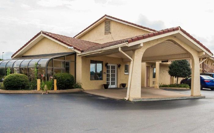Rodeway Inn
