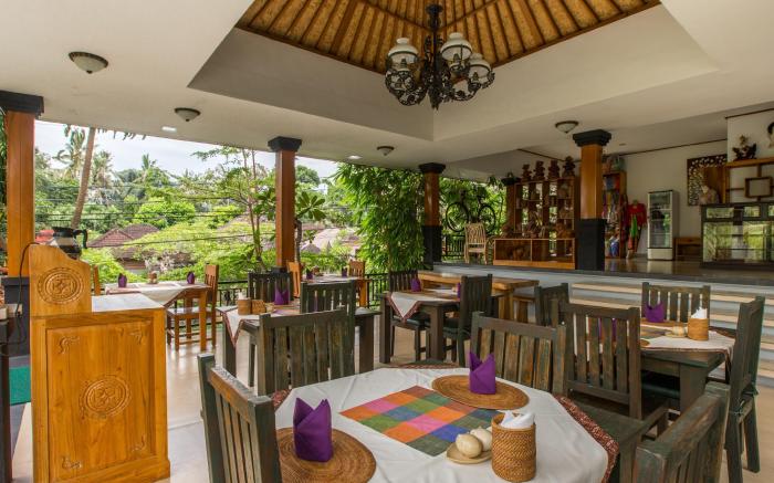Gita Maha Ubud Hotel