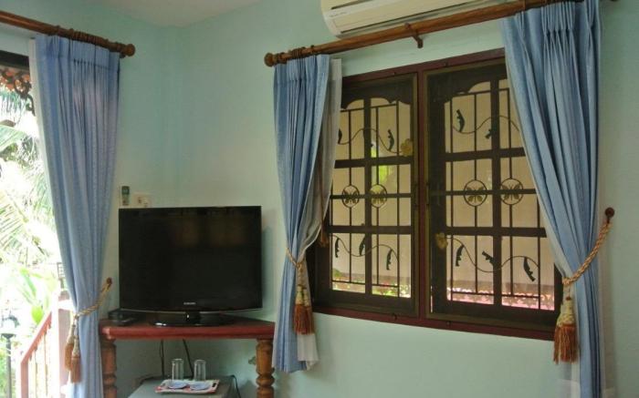 Himawari Restaurant and Cottage