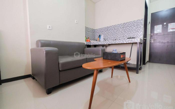 Garden View Studio at Nifarro Park Apt By Travelio
