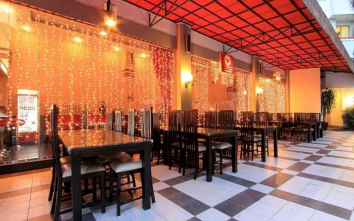 Hotel Golden Sky Pluit