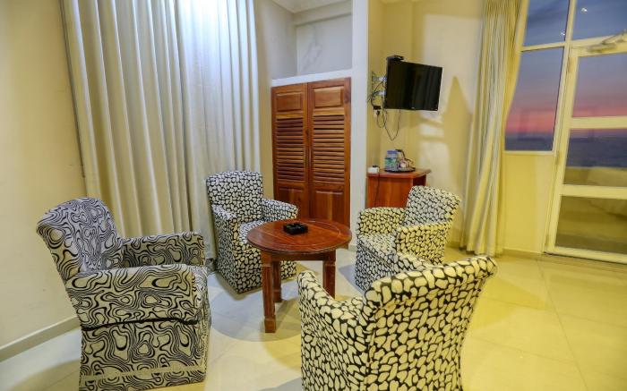 Lazaani Hotel Colombo