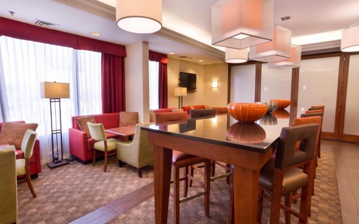 Spark by Hilton St. Louis Southwest