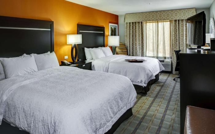 Hampton Inn & Suites Columbus
