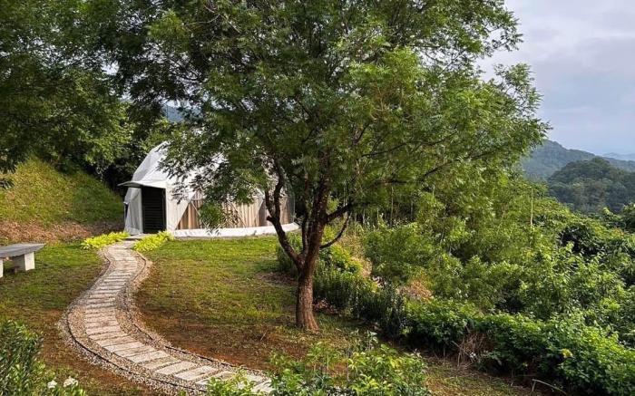 山裡生活自然休閒農場（包棟民宿&glamping）