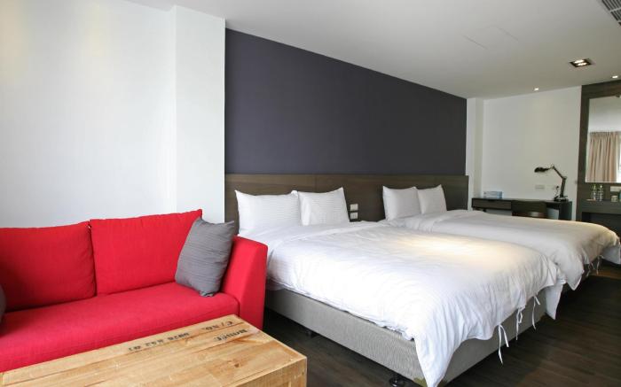 P&F Hotel