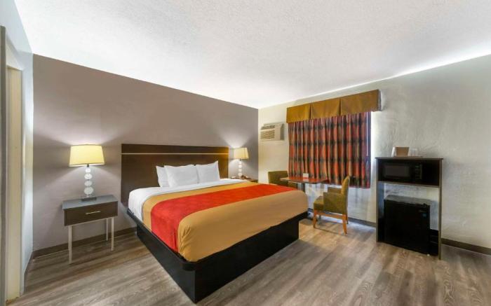 Fort Lauderdale Gardens Inn & Suites