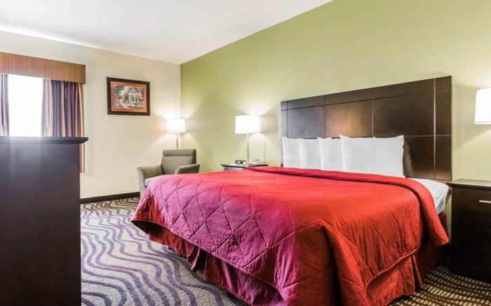 Quality Inn & Suites North Montgomery