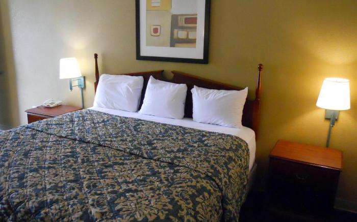 Country Hearth Inn and Suites Dawson