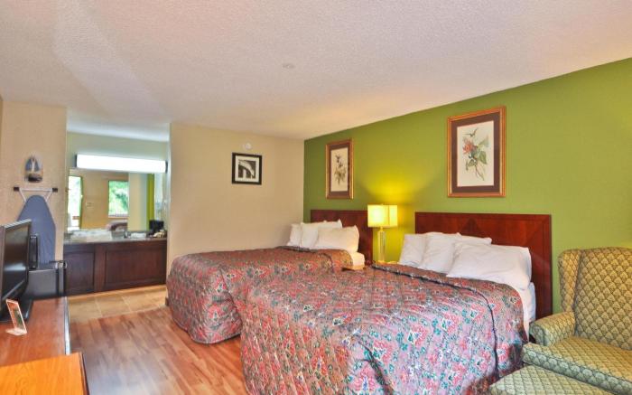 Country Hearth Inn & Suites Marietta