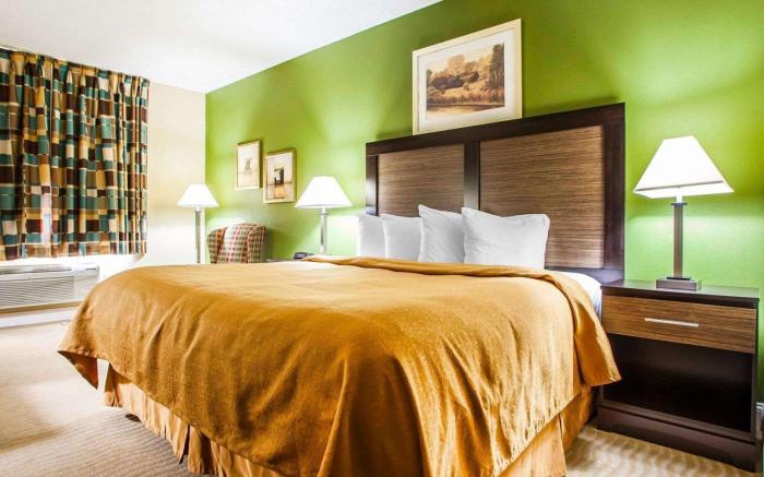 Quality Inn & Suites Champaign North - Urbana