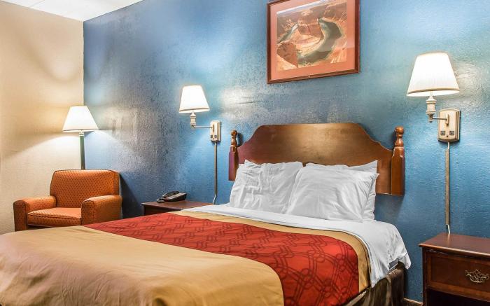 Econo Lodge Cranston - Providence
