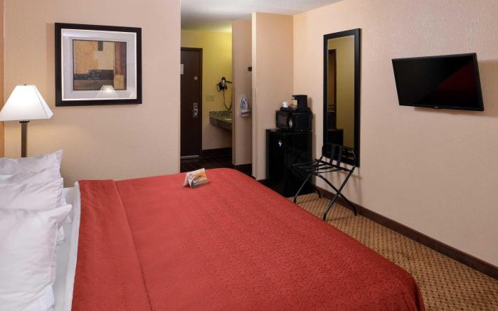 Quality Inn Appleton West