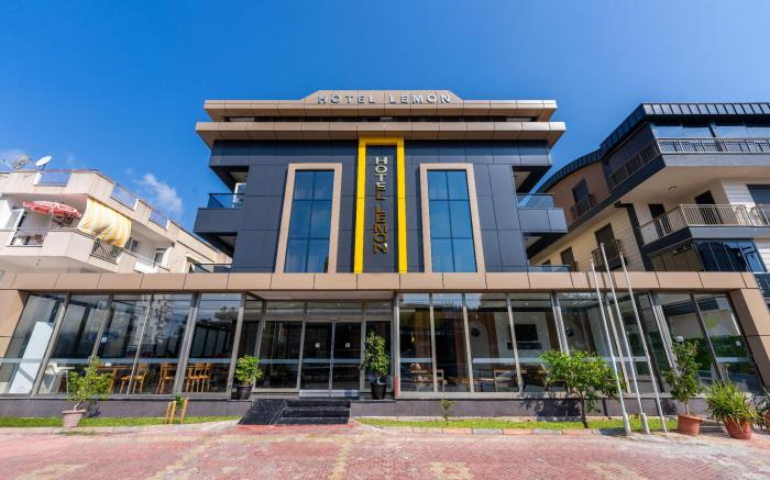 Lemon Hotel