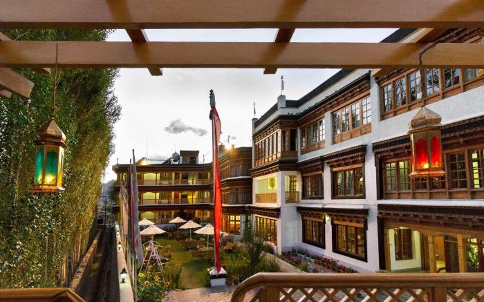 The Kaal Hotel