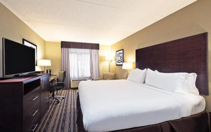 Holiday Inn Harrisburg East By IHG