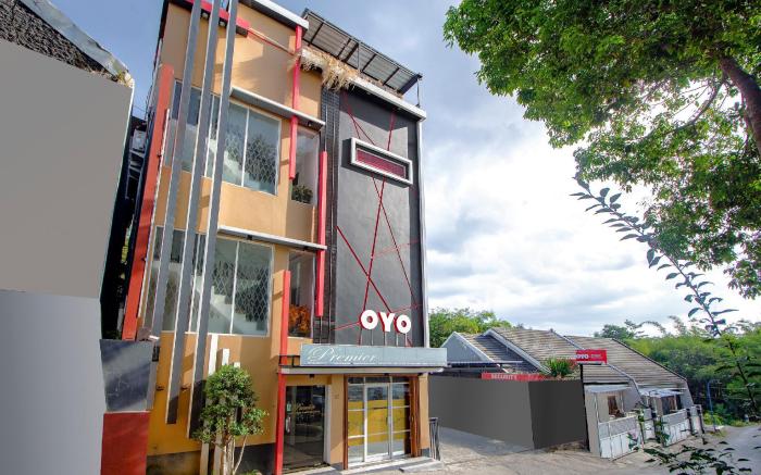 OYO 1057 Premier Guest House