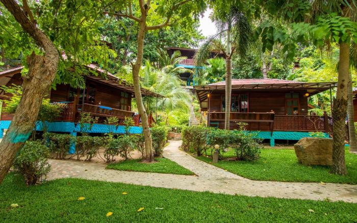 Baan Kiao resort Koh Phangan. Family and studio bungalows