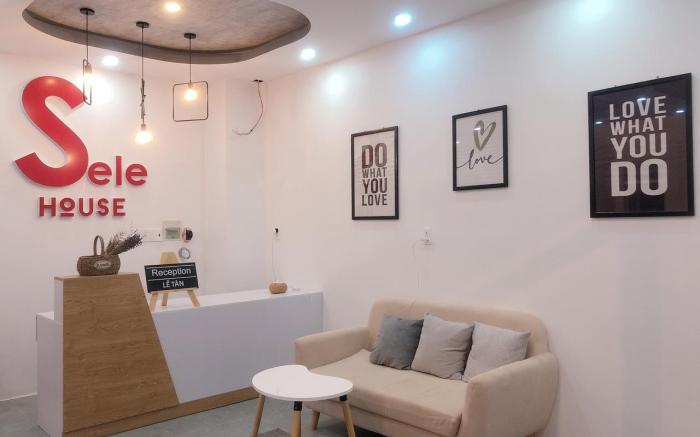 Sele House
