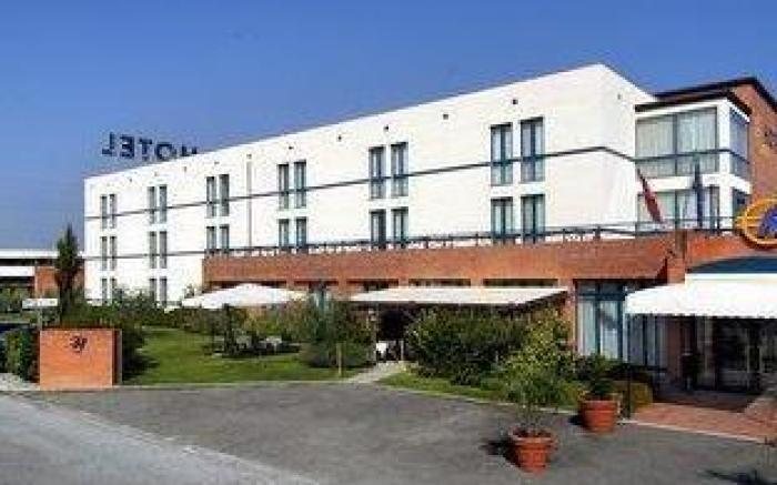 Euro Hotel