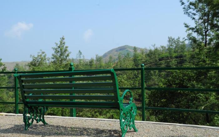 Falcon Crest Vagamon