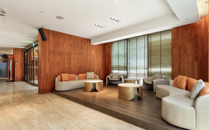 CHECK inn SELECT Taipei NeiHu