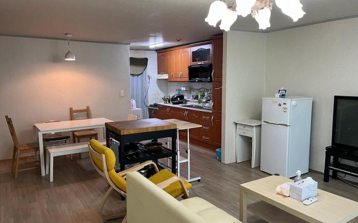 Sam APT(full rental)