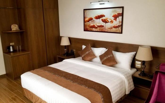 Heaven Gate Hotel O Quy Ho
